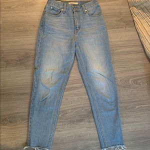 Levi’s mom jean